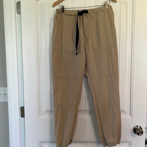 PacSun nylon pull on Joggers Size Medium - Picture 1 of 8